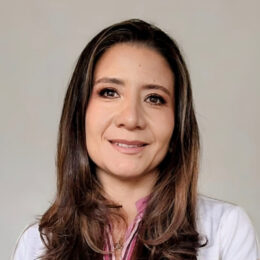 DRA. PAOLA SANTACRUZ