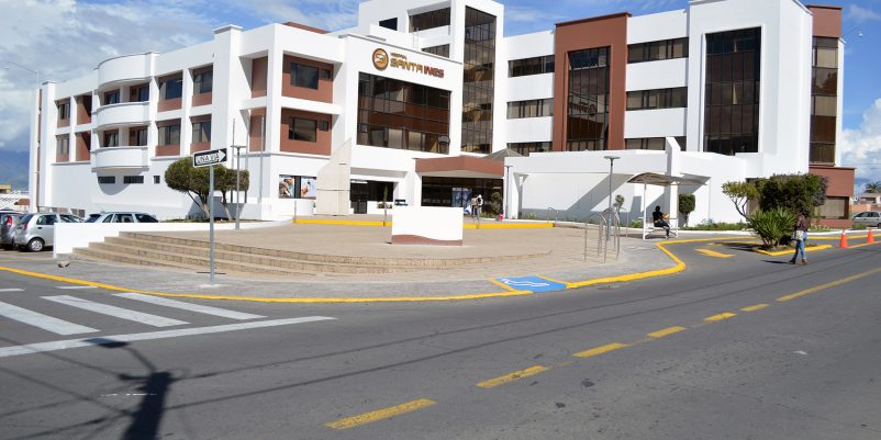 Hospital Santa Inés Ambato cumple 3 años